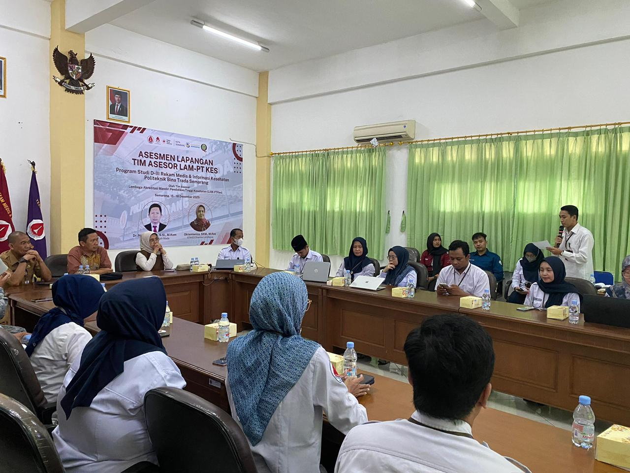 Prodi DIII Rekam Medis dan Informasi Kesehatan Politeknik Bina Trada Raih Akreditasi Unggul