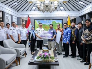 Pemprov Jateng Kembali Kirim Delapan Perangkat Starlink ke Aceh untuk Bantu Komunikasi