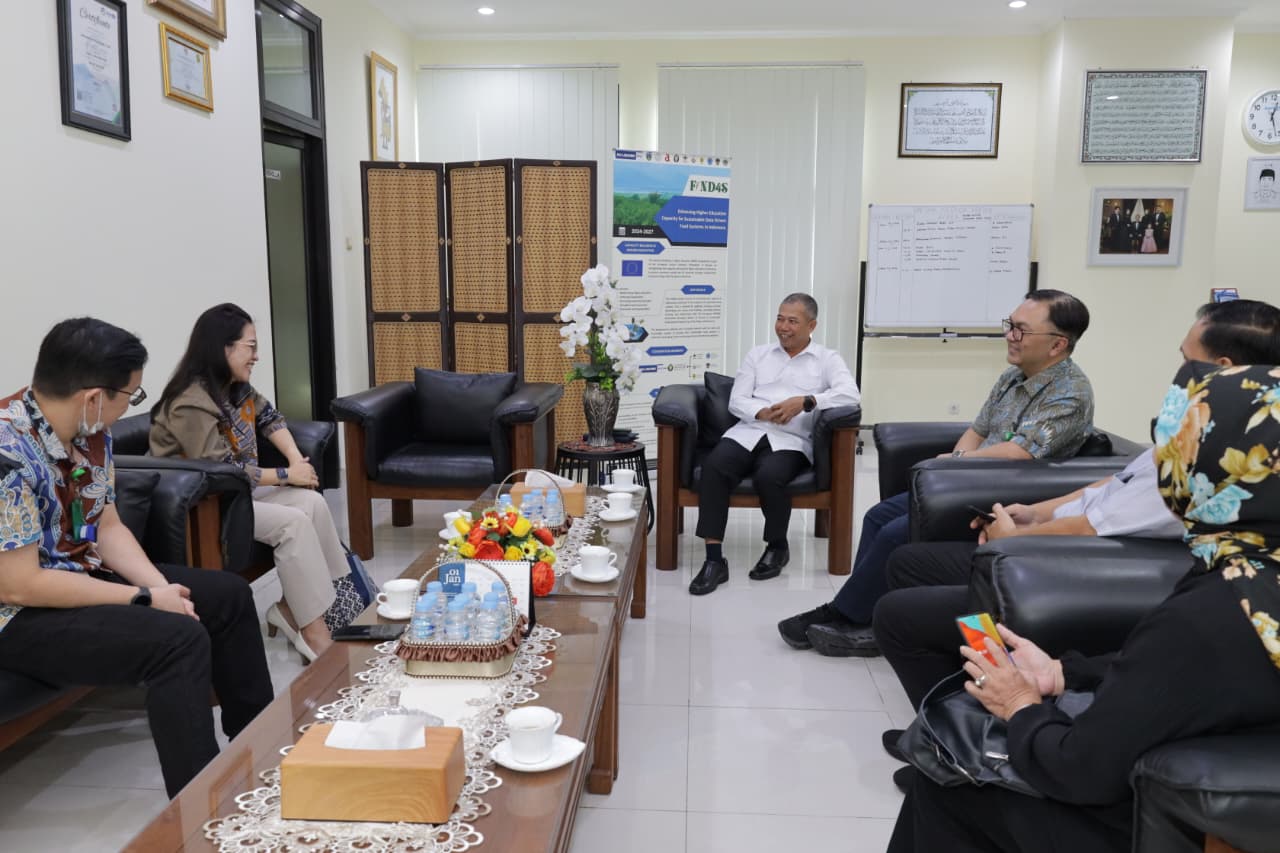 Yayasan Kanker Indonesia Cabang Semarang Gandeng Universitas Semarang Dukung Penggalangan Dana LoveHeals
