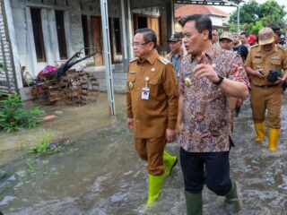 Penanganan Banjir dan Longsor di Jateng Masih Terkendali, Status Darurat Belum Ditetapkan
