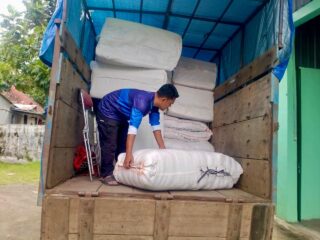 Pemprov Jateng Salurkan Bantuan ke 4 Daerah Banjir