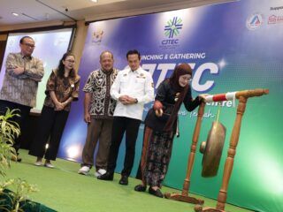 Rumah Bersama Ekspor Jateng Resmi Diluncurkan, Nawal Yasin: CJTEC Jadi Penghubung UMKM ke Pasar Global