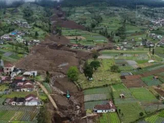 Ahmad Luthfi Tegaskan Penanganan Bencana di Purbalingga Dipercepat, Pembangunan Huntara dan Huntap Mulai Dirancang