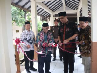 Mendikdasmen Resmikan Revitalisasi SMP Negeri 1 Tahunan Jepara