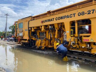 Genangan Surut, PT Kereta Api Indonesia Daerah Operasi 4 Semarang Percepat Normalisasi Jalur