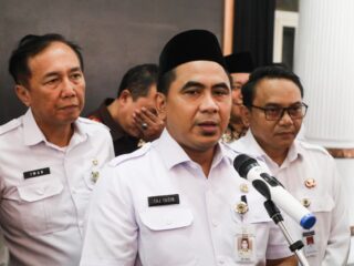 Wakil Gubernur Jawa Tengah Tegaskan Pelayanan Publik di Pati Tetap Berjalan Meski Banjir