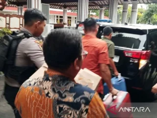 Komisi Pemberantasan Korupsi menduga sebagian wilayah dari 21 kecamatan di Kabupaten Pati terseret dalam kasus Sudewo.