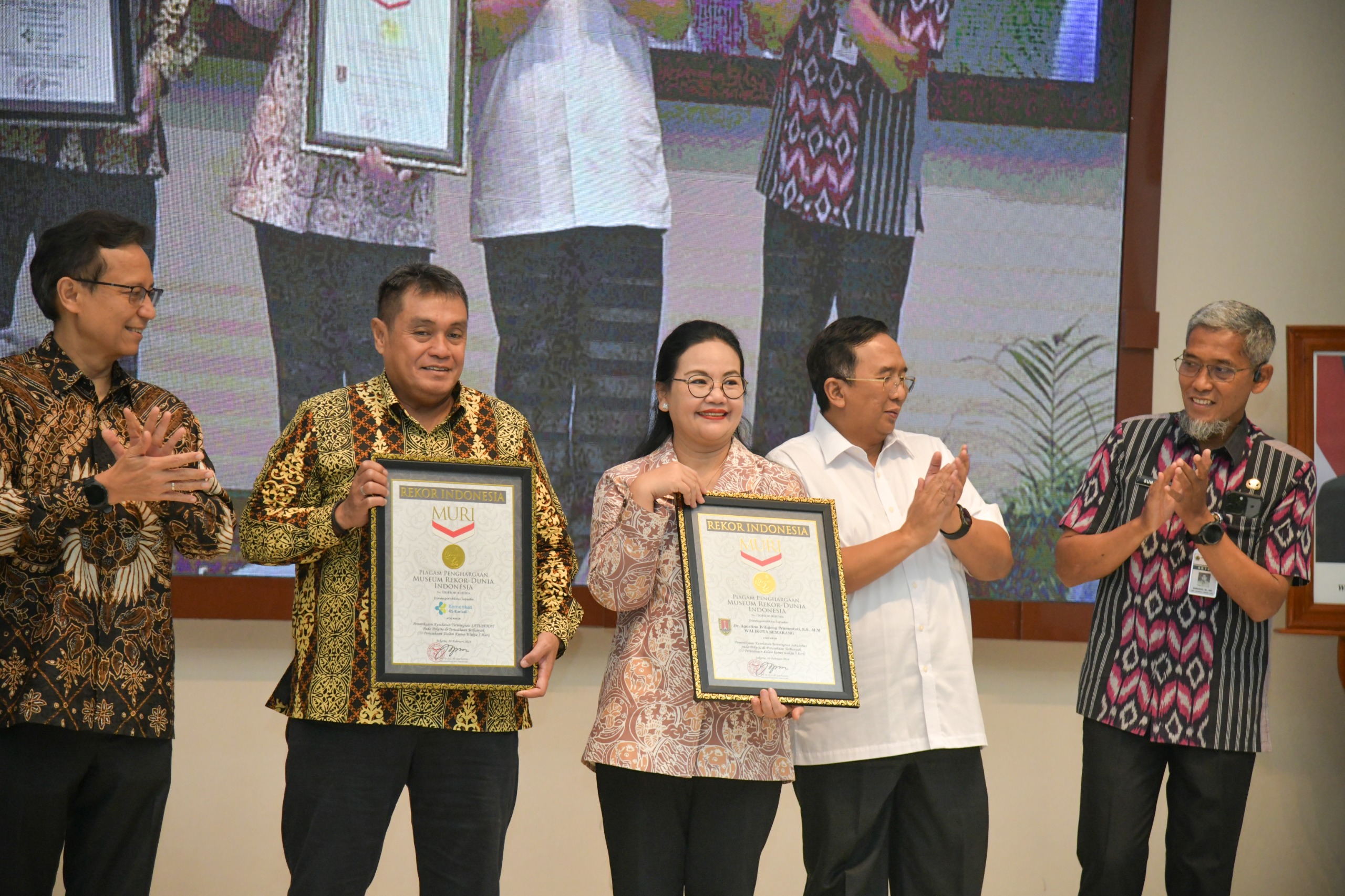 Layani 1.200 Pekerja dengan Pemeriksaan Kesehatan Terpadu Selama Lima Hari, Pemkot Semarang Cetak Rekor MURI