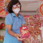 Pecinan Semarang Kian Ramai Jelang Imlek, Angpau Bergambar Shio Kuda Jadi Favorit