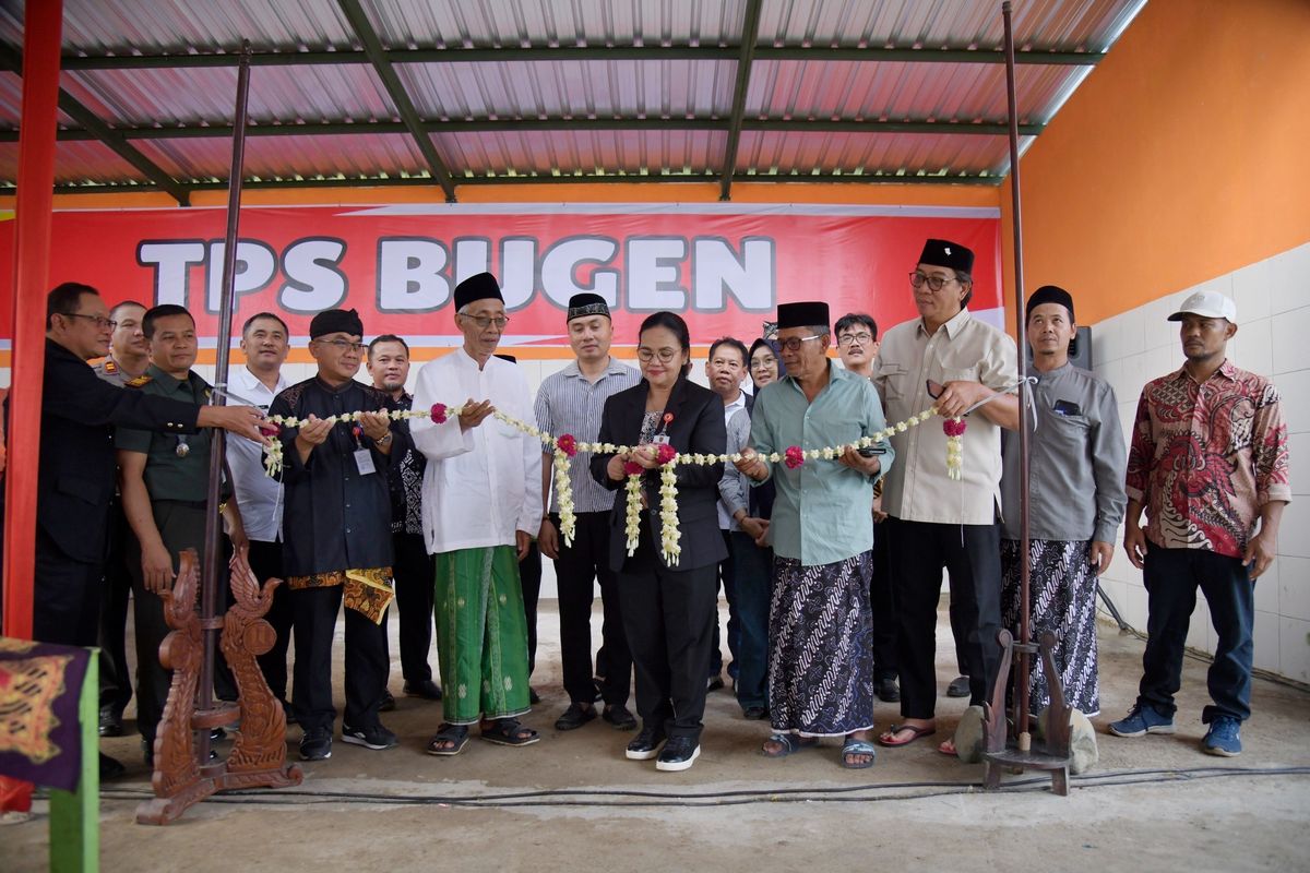 Resmikan TPS Bugen, Wali Kota Semarang Ajak Warga Mulai Pilah Sampah dari Rumah