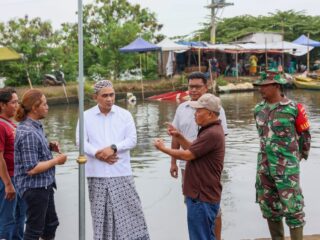 Respons Cepat Aduan Banjir Pekalongan, Wagub Jateng Turun Langsung dan Kerahkan Alat Berat