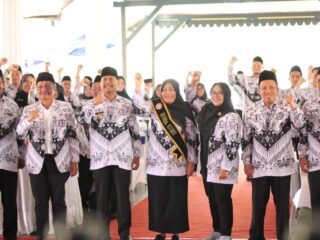 Bupati Harno Tekankan Peran Guru dalam Peningkatan Kualitas SDM, PGRI Diminta Perkuat Profesionalisme