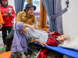 Korban Tanah Gerak Tegal Jadi Perhatian, Gubernur Ahmad Luthfi Jamin Kehidupan Layak