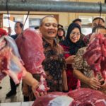 Gubernur Jawa Tengah Tinjau Pasar, Pemprov Siapkan GPM dan Operasi Pasar Kendalikan Harga Pangan