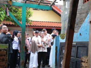 Pemkot Semarang Gerak Cepat Bantu Perbaikan Rumah Rusak Akibat Puting Beliung