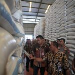 Bupati Klaten Lakukan Sidak Pasar hingga Gudang Bulog, Pastikan Kebutuhan Pangan Warga Aman
