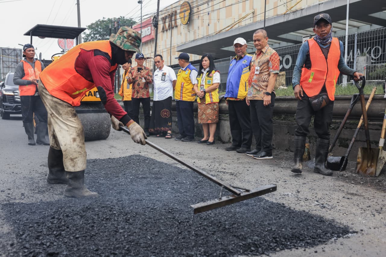 Jelang Mudik Lebaran 2026, Pemprov Jateng Tuntaskan 106 Ruas Jalan Senilai Rp676 Miliar