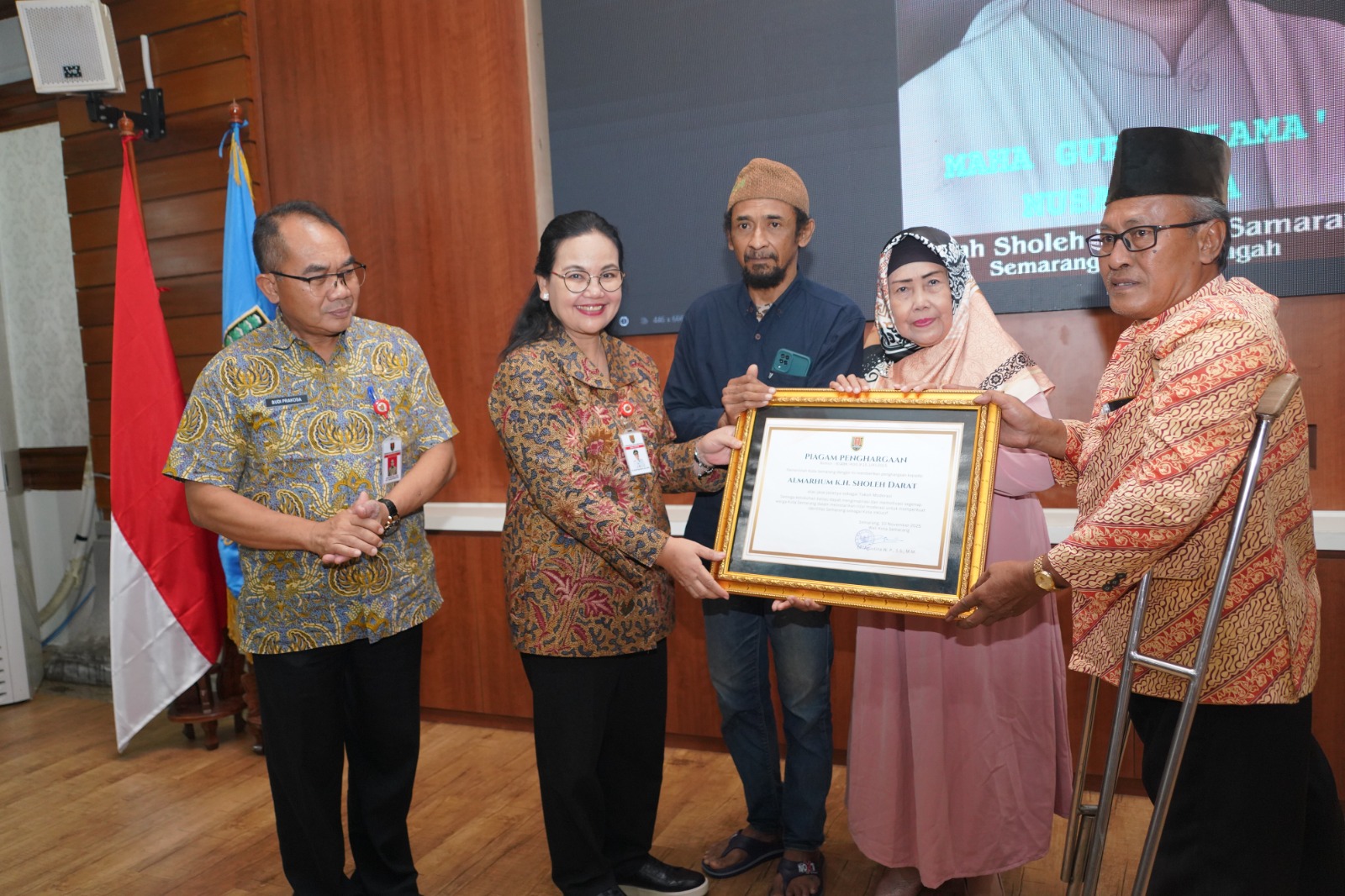 Jejak Ulama Moderat Diabadikan, Pemkot Semarang Anugerahkan Penghargaan untuk KH Sholeh Darat