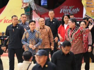 Gibran Rakabuming Raka dan Gubernur Jateng Dorong Pariwisata Lewat Perayaan Imlek di Sam Poo Kong