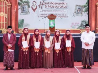 Bisyaroh Penghafal Al-Qur'an dari Pemprov Jateng Tingkatkan Semangat Santri