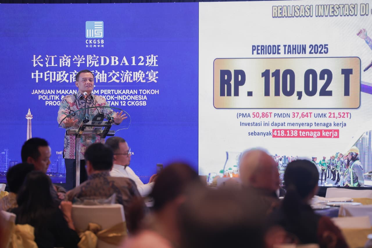 Gubernur Jawa Tengah Ahmad Luthfi saat memaparkan potensi investasi EBT dan pengelolaan sampah kepada pengusaha Tiongkok di Jakarta.
