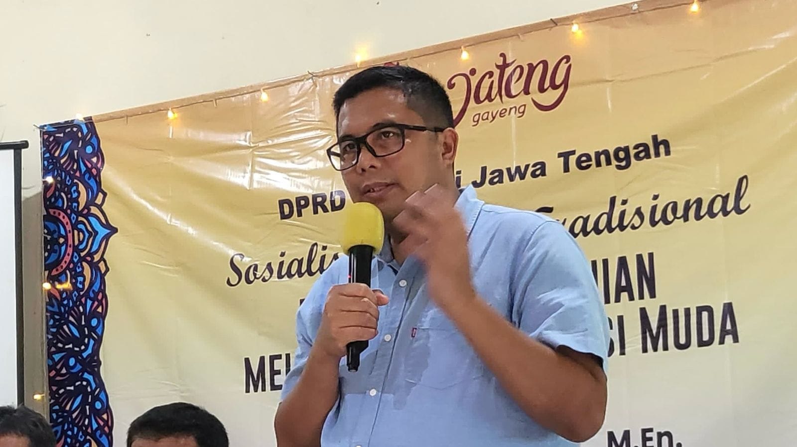 Wakil Ketua DPRD Jateng, Mohammad Saleh, tegaskan pelaksanaan SPMB SMA/SMK Negeri 2026/2027 harus transparan dan bebas praktik titipan.