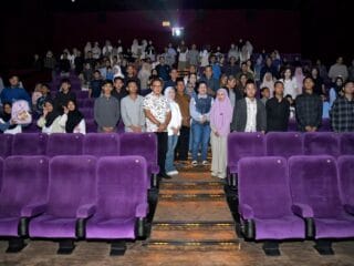 Ajak 96 Anak Yatim Nobar Children of Heaven, Wali Kota Agustina Bangkitkan Semangat Raih Cita-cita