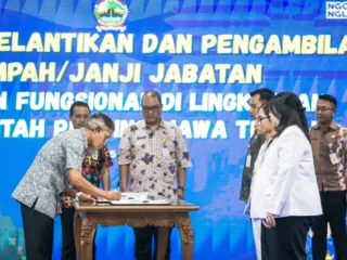 Sekda Provinsi Jateng Sumarno melantik pejabat fungsional dan mengusulkan formasi CPNS 2026