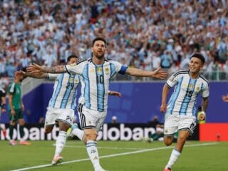 Hat-trick Messi Bawa Argentina Tundukkan Aljazair 3-0