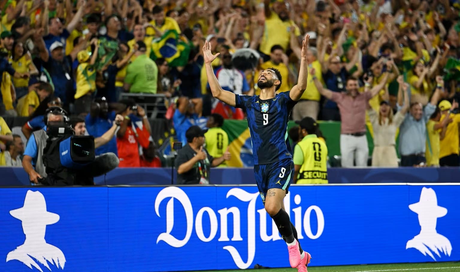 Penyerang Brasil Matheus Cunha merayakan gol ke gawang Haiti pada laga Grup C Piala Dunia 2026.