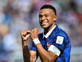 Kylian Mbappe merayakan gol spektakulernya untuk Timnas Prancis saat mengalahkan Senegal 3-1 di Piala Dunia 2026.