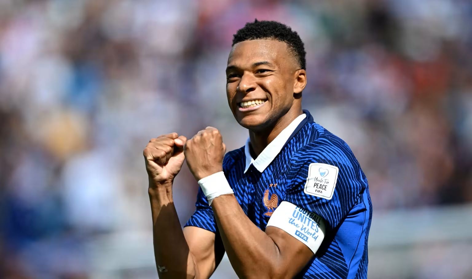 Kylian Mbappe merayakan gol spektakulernya untuk Timnas Prancis saat mengalahkan Senegal 3-1 di Piala Dunia 2026.