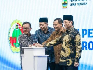 Peluncuran Program Insersi Pendidikan Perkoperasian di Semarang.