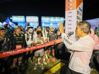 Sekda) Provinsi Jawa Tengah, Sumarno, secara resmi melepas peserta Merbabu Skyrace 2026.