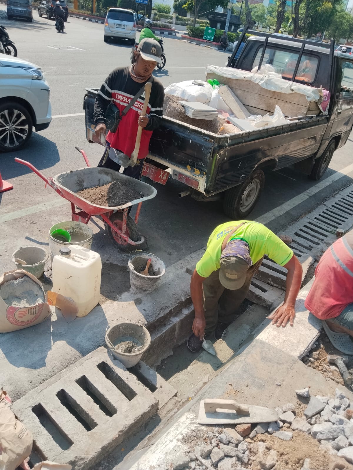 Wali Kota Semarang Agustina Wilujeng kebut perbaikan drainase Simpang Lima