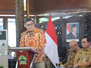 Mohammad Saleh, Wakil Ketua DPRD Jateng, mengapresiasi capaian sertifikasi tanah wakaf tertinggi nasional di Jawa Tengah.