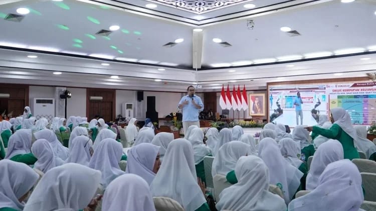 Sinergi OJK Jateng dan Fatayat NU dalam mencetak Duta Literasi Keuangan di Semarang.