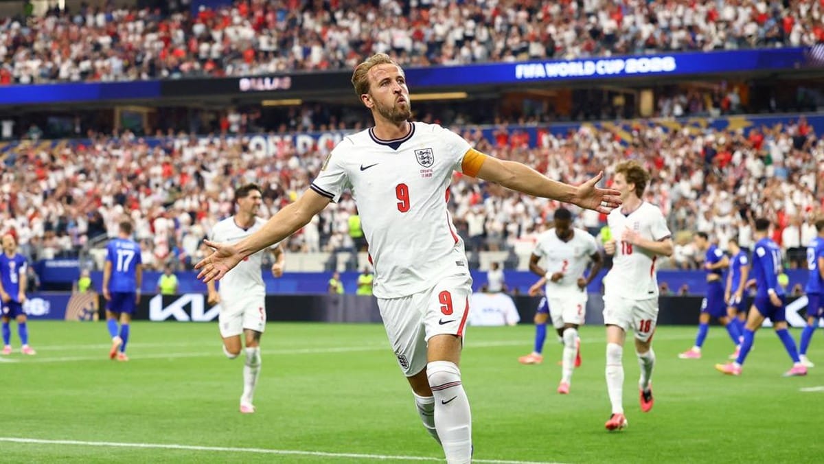 Harry Kane merayakan gol bersama skuad Timnas Inggris saat mengalahkan Kroasia 4-2 di Piala Dunia 2026.