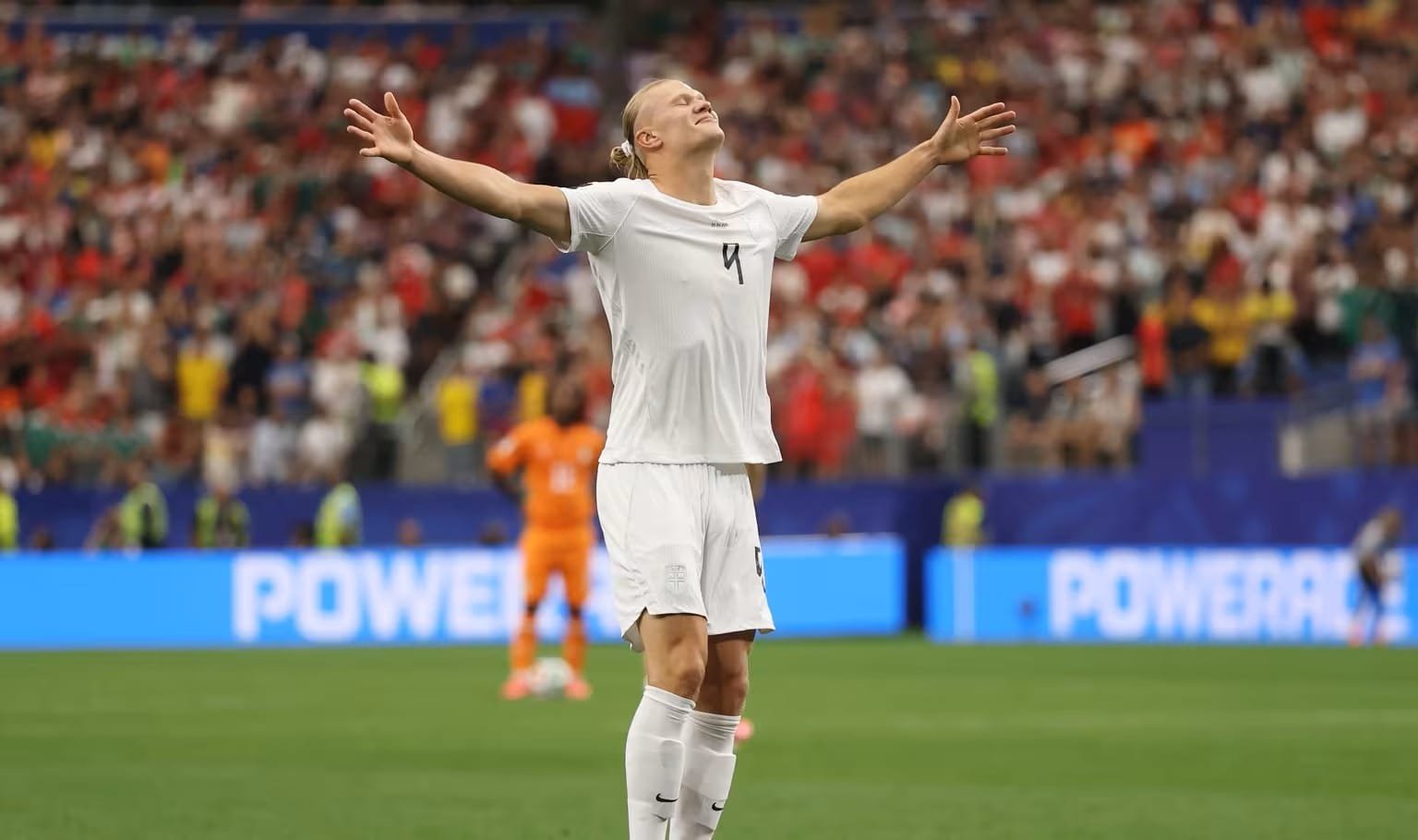 Erling Haaland selebrasi setelah mencetak gol penentu kemenangan Norwegia atas Pantai Gading di Piala Dunia 2026