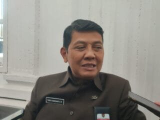 Kadisdukcapil Semarang Yudi Hardianto klarifikasi video viral pegawai magang diduga main game.