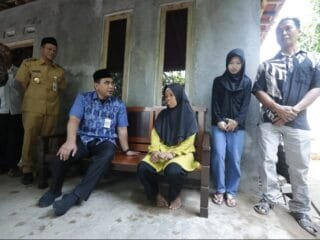 Dari Rumah Berlantaikan Tanah, Sailah Kini Nikmati Hunian Layak Berkat Bantuan RTLH Pemprov Jateng