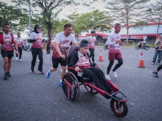 Gencarkan Sport Tourism, Ahmad Luthfi Turun Langsung Ramaikan Sukoharjo Spektakuler Run 2026