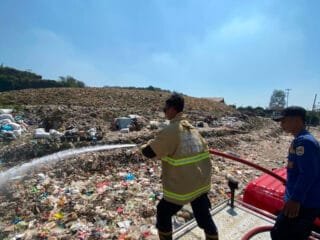 Antisipasi Musim Kemarau, DLH Semarang Gencarkan Pendinginan TPA Jatibarang