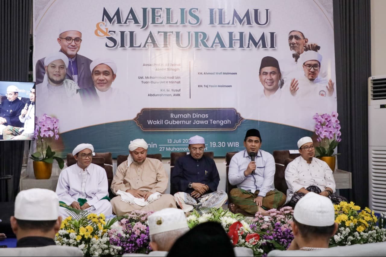Wagub Jateng Taj Yasin terima kunjungan Pimpinan Ponpes Al Muhibbin Malaka di Semarang.