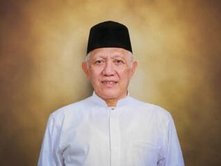 Profil KH Abdul Hakim Mahfudz atau Gus Kikin, Ketua Umum PBNU 2026-2031.