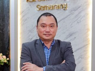 Meredefinisi Hakikat Akreditasi dan Batas Pelaporan Digital Nasional: Sebuah Refleksi Filosofis, Yuridis, dan Basis Pasal Perjuangan Fasyankes Indonesia