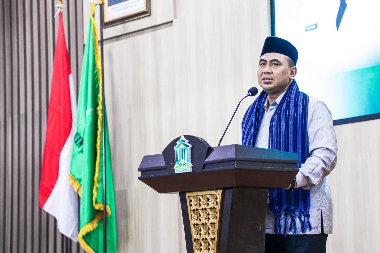 Wagub Jateng Taj Yasin hadiri Dies Natalis ke-60 UIN Sunan Kudus dan ajak mahasiswa kolaborasi.