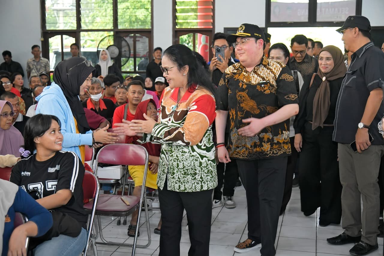 Wali Kota Agustina hadiri penyerahan bantuan BSPS.