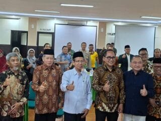Iswar Aminuddin Puji Layanan Stem Cell RSI Sultan Agung, Kolaborasi Kesehatan Semarang Diperkuat