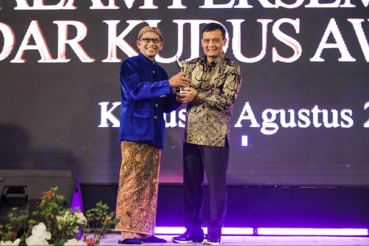 Raih Special Achievement Award, Ahmad Luthfi Dinilai Berhasil Hadirkan Terobosan untuk Jateng